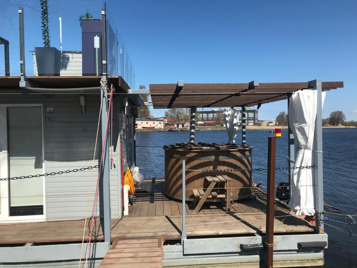 Houseboat On The Water Hotel Liepaja Exterior photo